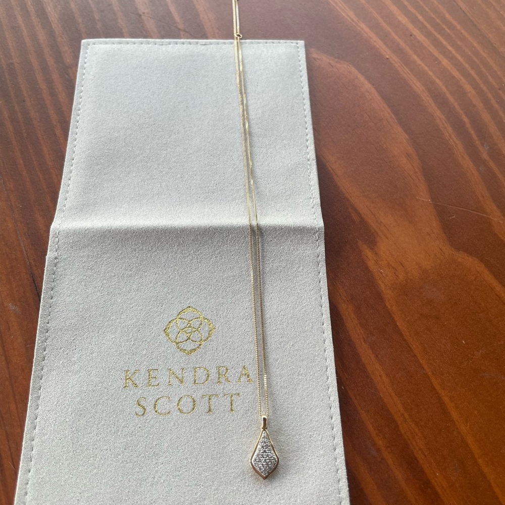 Kendra Scott Lela Necklace - Picture 5 of 5